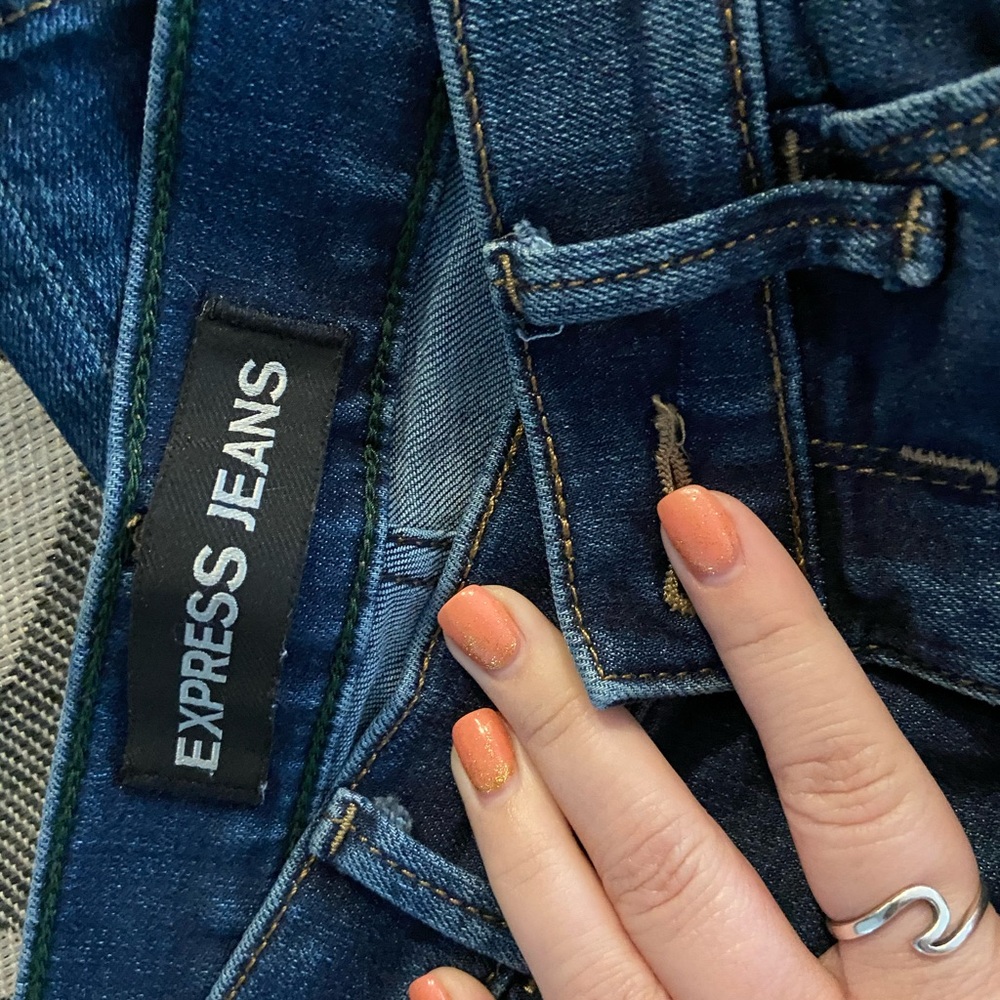 Jeans - Picture 2 of 4